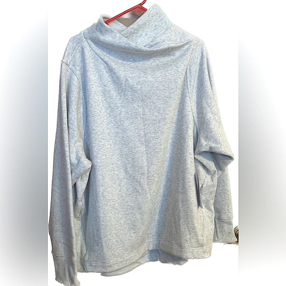 NWT Women’s Athleta Cozy Karma Sweatshirt 2X